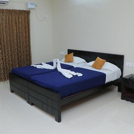 Hotel Tamilnadu -Trichy Tiruchirappalli Exterior photo