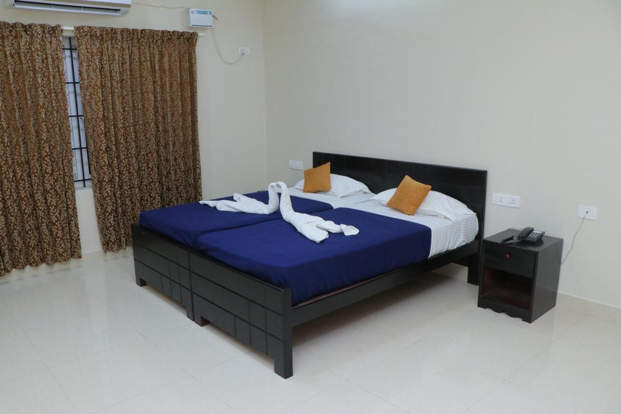 Hotel Tamilnadu -Trichy Tiruchirappalli Exterior photo